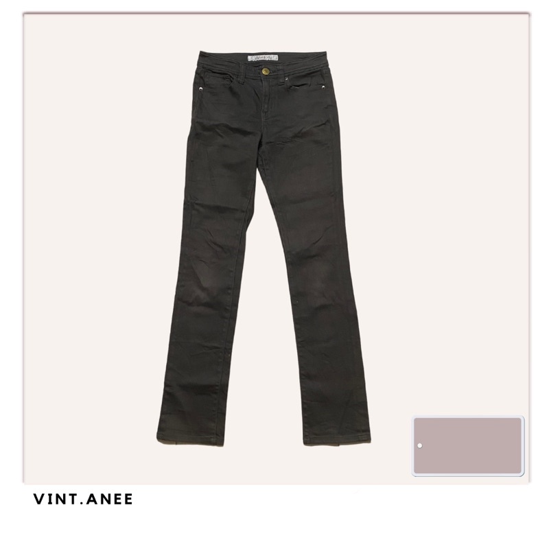 Quần Jeans cạp trễ Uniq