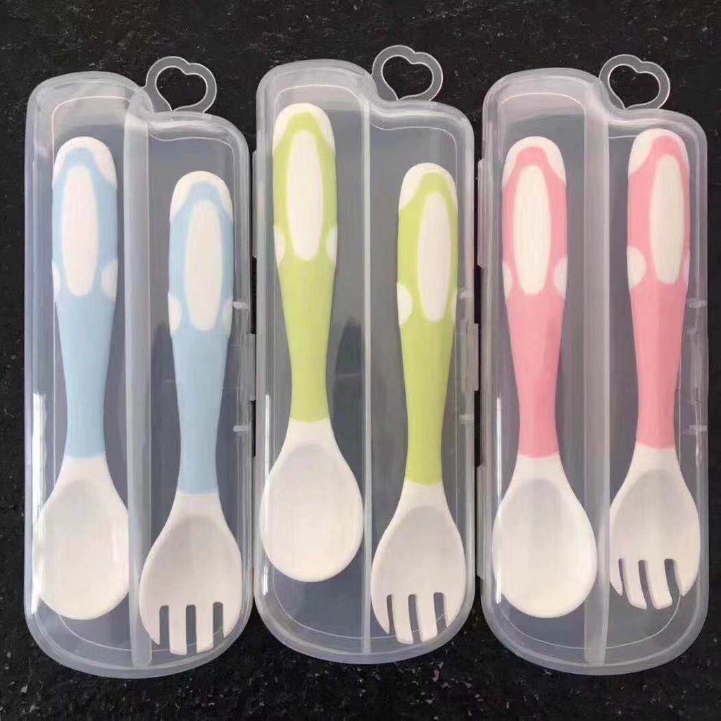 Set thìa dĩa uốn cong cho bé ăn dặm