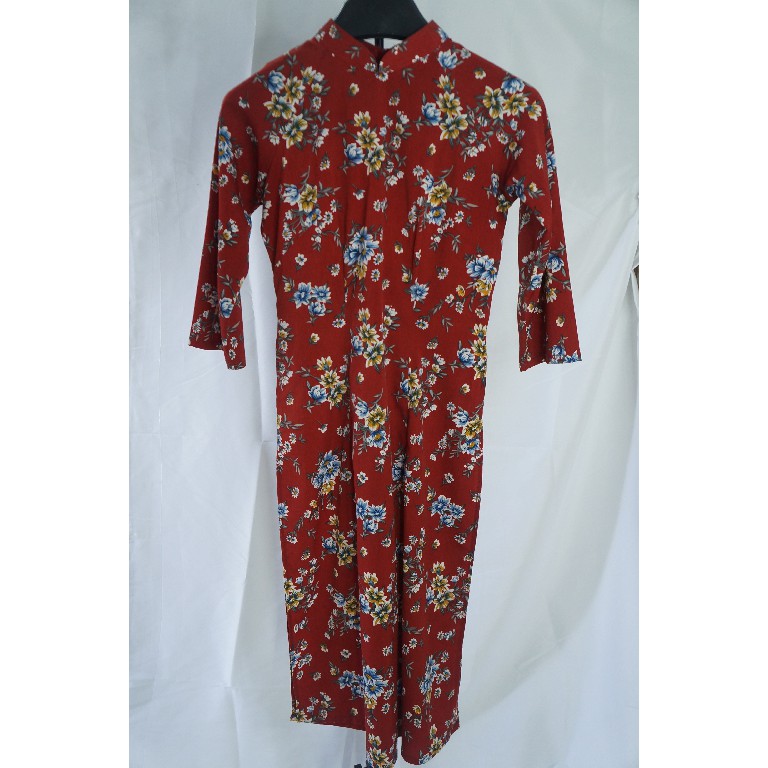 ÁO DÀI HOA ĐỎ ĐÔ