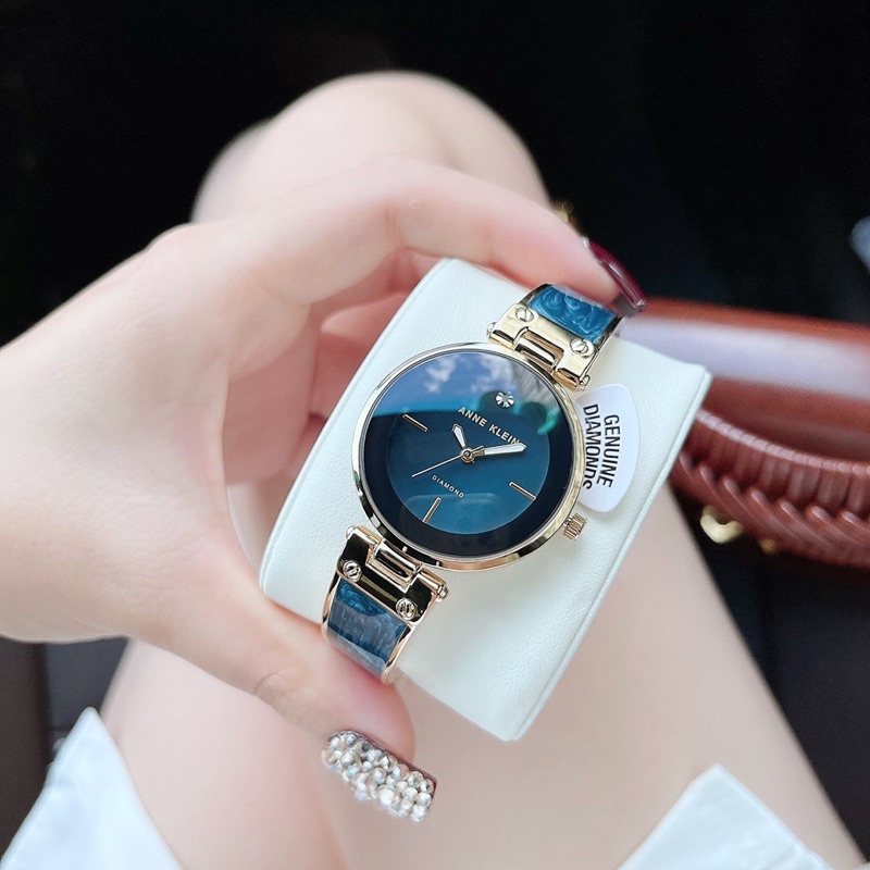Đồng hồ nữ AK dạng kiềng, mặt 34mm