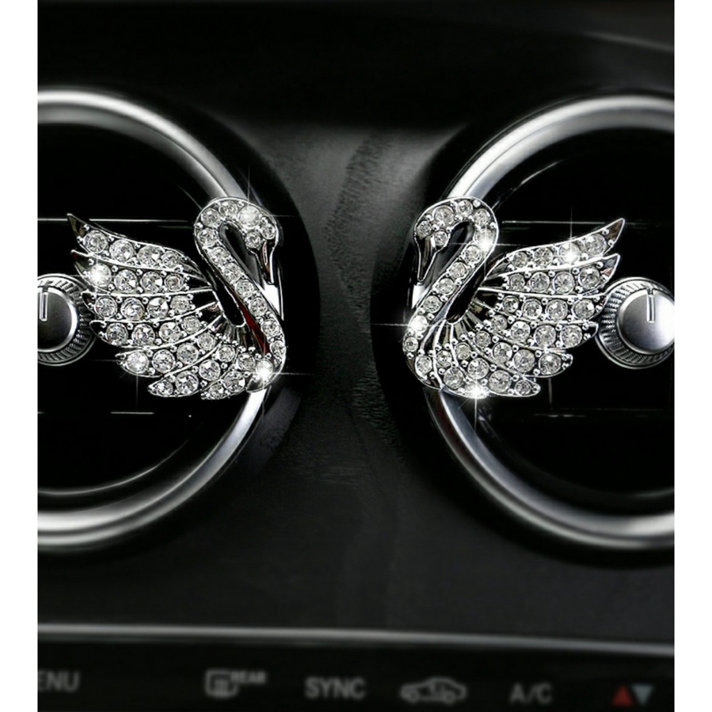 Nước Hoa Ô Tô Cài Cửa Gió Hình Thiên Nga Đính Đá Xinh Xắn