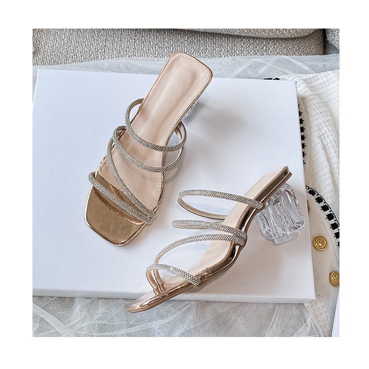 SANDAL ĐÍNH ĐÁ ĐẾ TRONG SIZE NHỎ 31-34