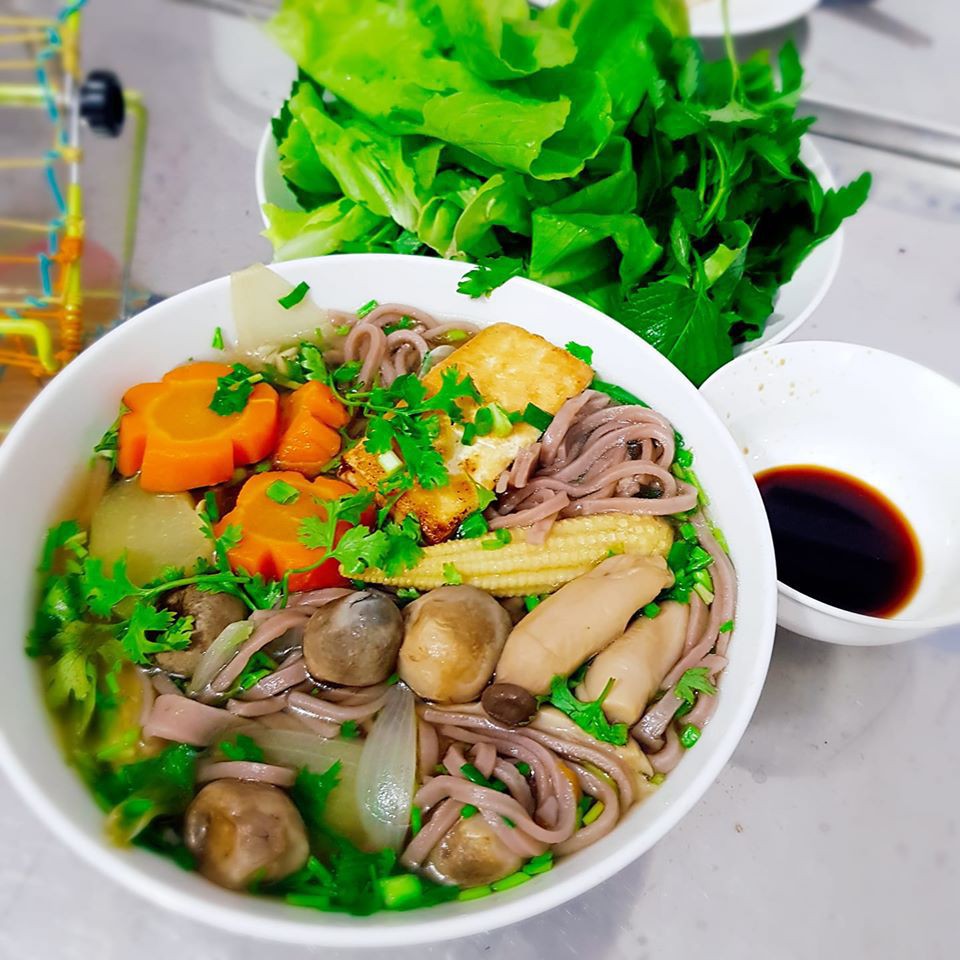 Bún gạo lứt đỏ, Phở gạo lứt đỏ Hoàng Minh Thực dưỡng EATCLEAN tốt cho sức khỏe | BigBuy360 - bigbuy360.vn
