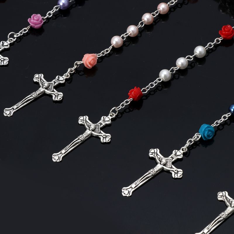 Vòng cổ Hạt Ngọc Trai Mặt Chữ Thập Và Hoa Hồng Độc Đáo Cho Nhà Thờ