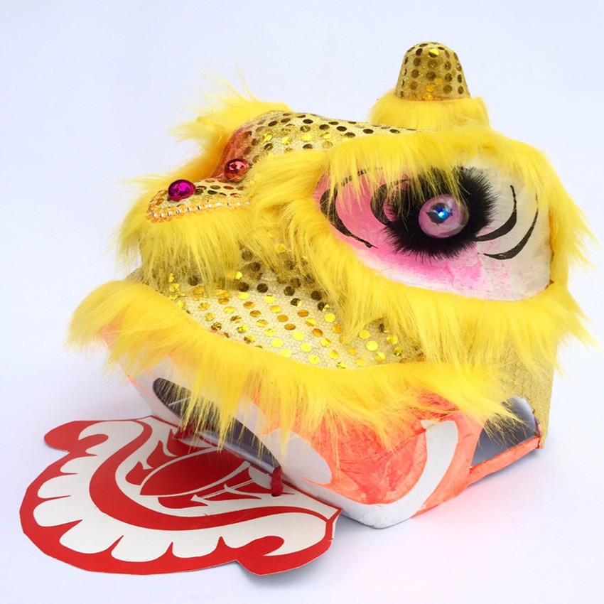 Đầu lân trung thu tròn có đèn 30cm x 29cm x 25cm - màu vàng kèm đuôi