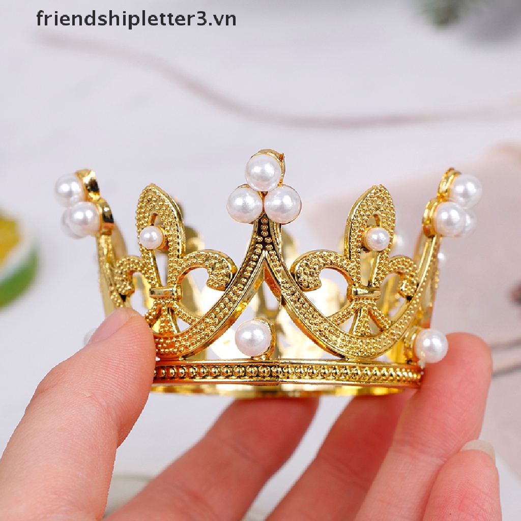 1 Vương Miện mini Đính Ngọc Trai Giả
