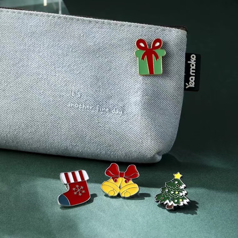 Ghim Cài Áo Hình Ông Già Noel Tuần Lộc Tuần Lộc Hoạt Hình Dễ Thương