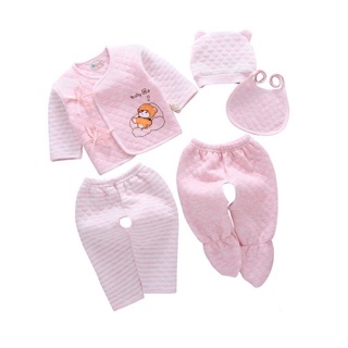 Set 5 món đồ sơ sinh cho bé