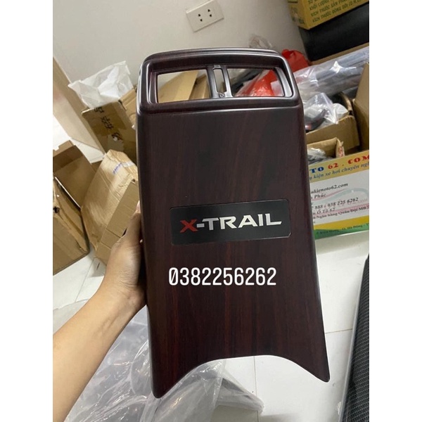 Ốp chống xước bảo vệ điều hoà sau xe Nisan Xtrail 2014-2020