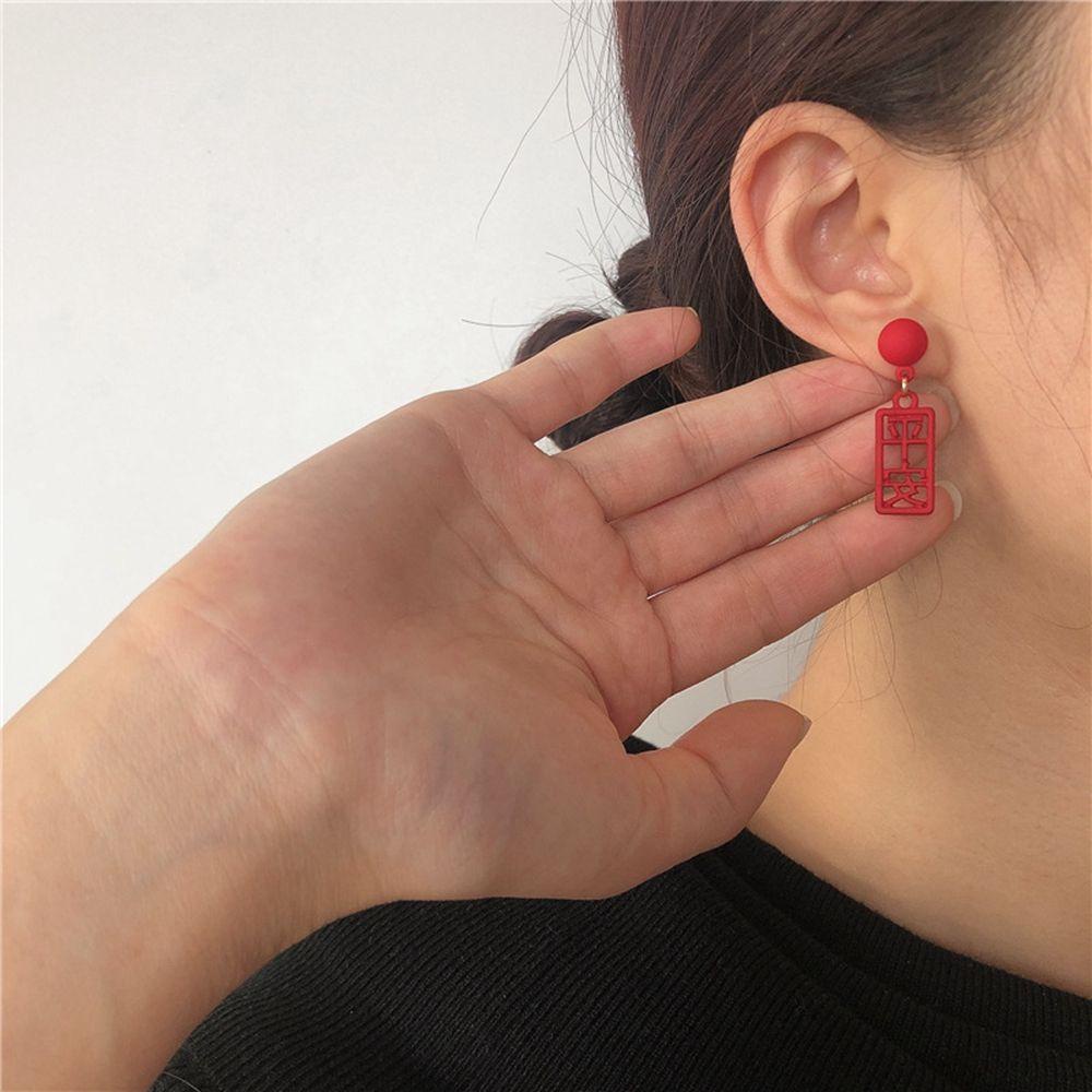 Khuyên Tai Chúc Mừng Năm Mới Đơn Giản Ngọt Ngào Cho Nữ