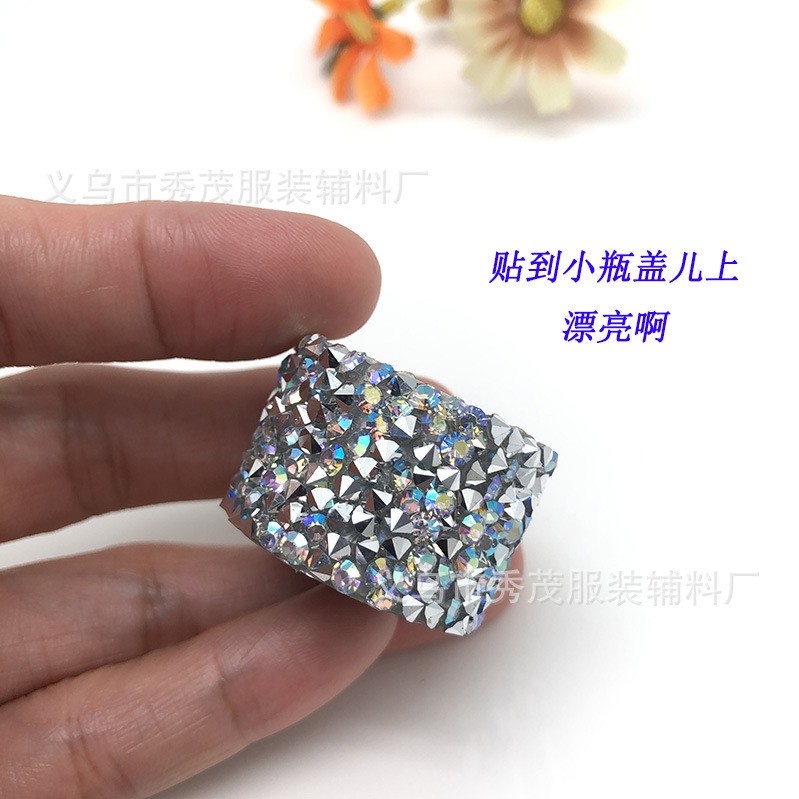 Dây đính đá hạt giả kim cương bằng nhựa resin