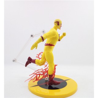 Mô hình Reverse Flash Mezco