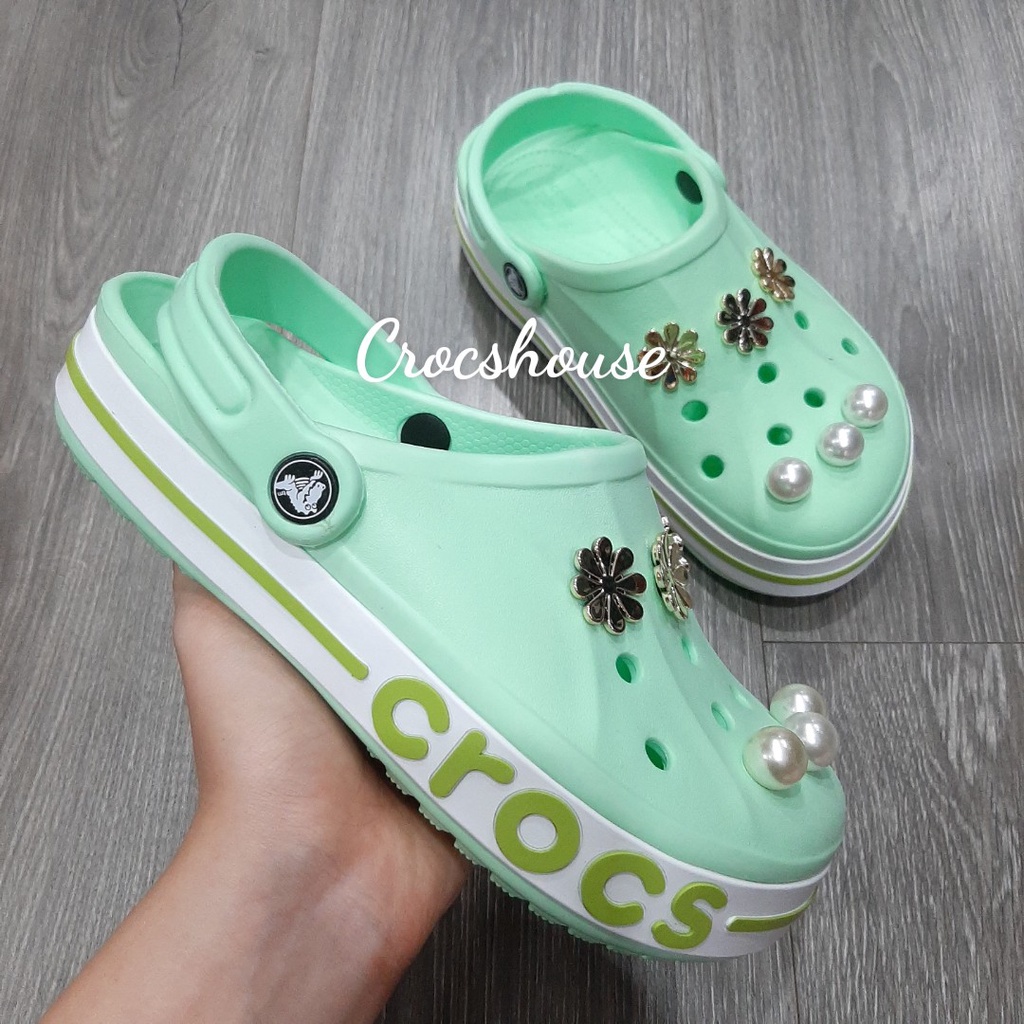 Dép crocs chính hãng, dép sục crocs baya nam nữ tặng kèm jibbitz gắn viền chữ - Crocs house