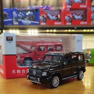Mô hình trưng bày xe ô tô Mercedes G63 AMG tỉ lệ 1:32 màu đen