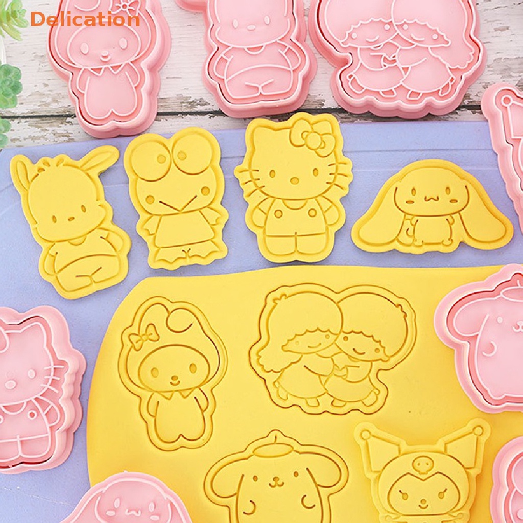 [Delication] 8Pcs/set Cartoon Biscuit Mold Cookie Mold DIY Cookie Cake Decorag Tool