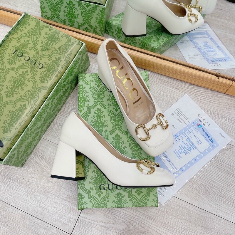 Giầy gucci khoá móc gót vuông 7p