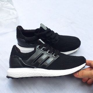 Hàng có sẵn giày ultra boost full box