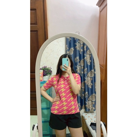 Áo polo họa tiết ziczac mẫu mới ulzzang | BigBuy360 - bigbuy360.vn