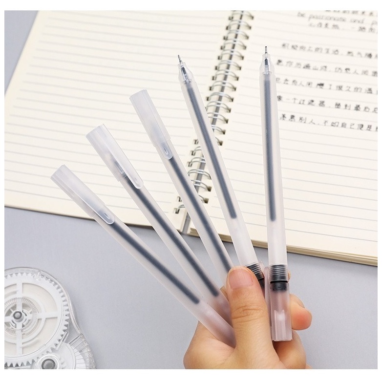 Set 5 Bút Bi Mực Đen Ngòi 0.5mm Kiểu Dáng Đơn Giản