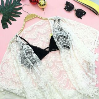 Áo kimono ren đi biển
