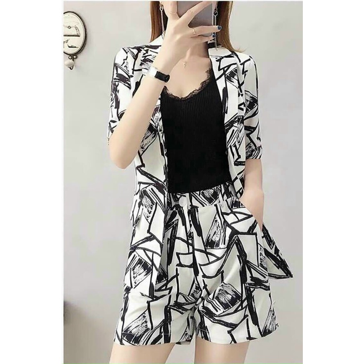 Set bộ áo blazer nữ 3 chi tiết, set vest nữ thời trang,vest công sở gồm gồm Áo vest blazer+áo thun+quần short HATY STORE