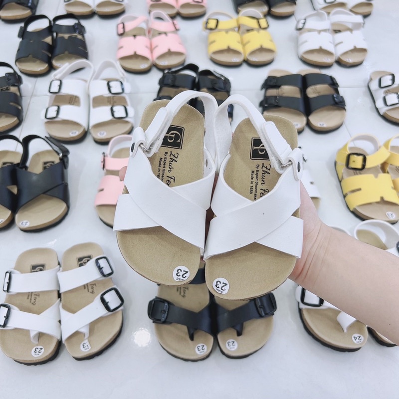 Sandal quai chéo cho bé trai và bé gái có đế chống trơn trượt