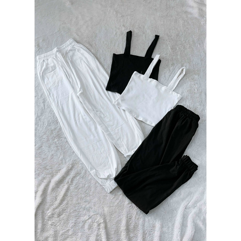 Set áo 2 dây bản vuông mix quần thể thao năng động bo ống xinh