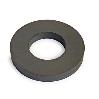 Nam châm ferrite 70x10 lỗ 32mm