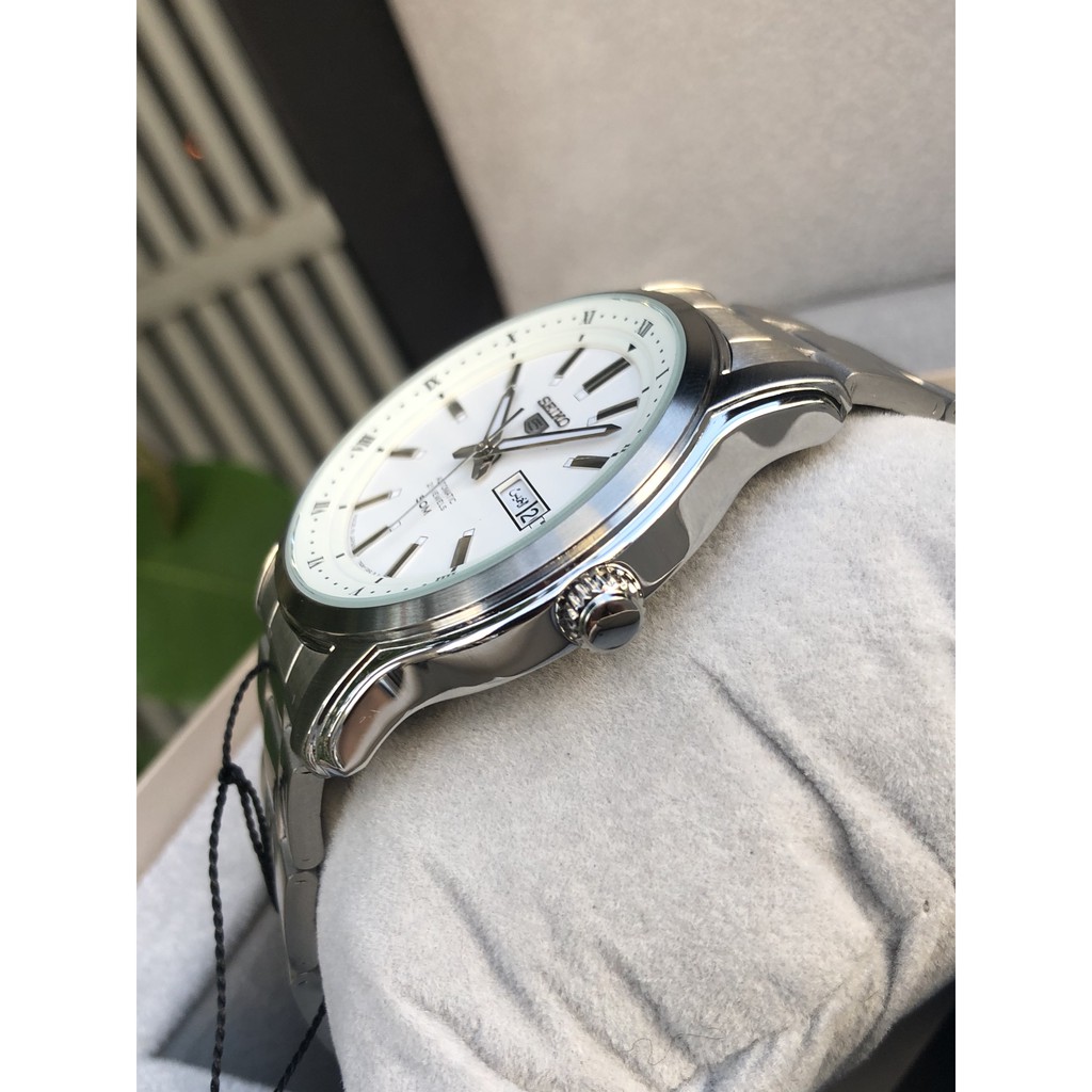 Đồng hồ nam SEIKO 5 SNKP09J1 - Máy Automatic lên cót tự động - Kính Hardlex cứng - Made in Japan