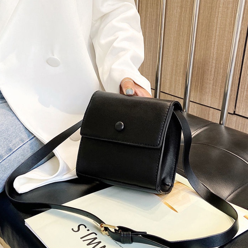 Túi đeo chéo IELGY dáng vuông màu trơn dễ phối đồ thời trang Hàn Quốc