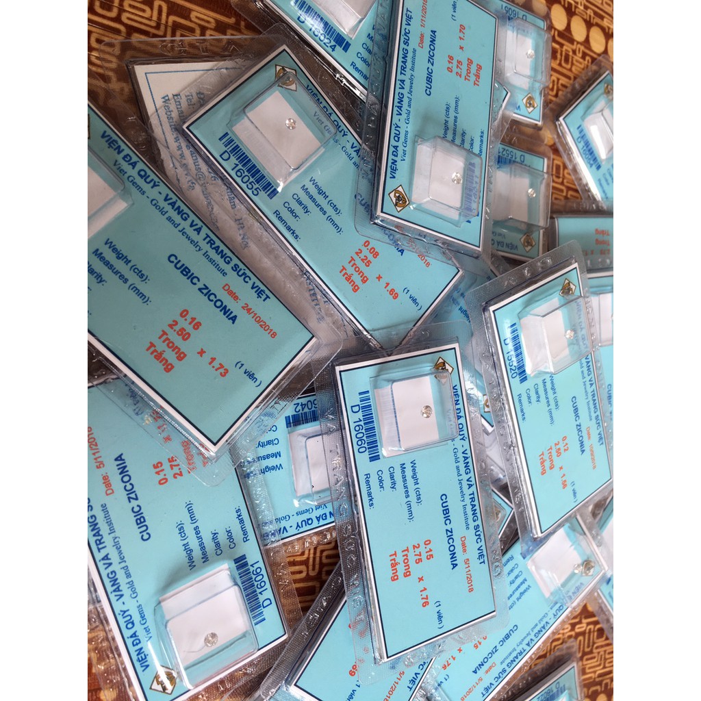 Kim cương nhân tạo Thụy Sỹ chân nhọn