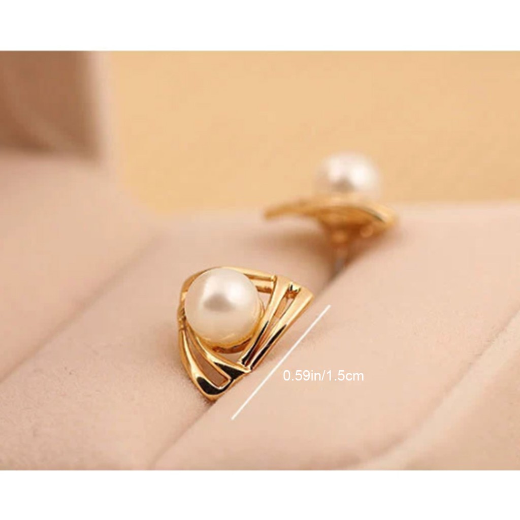 Khuyên Tai Hình Tam Giác Đính Ngọc Trai Giả Lấp Lánh