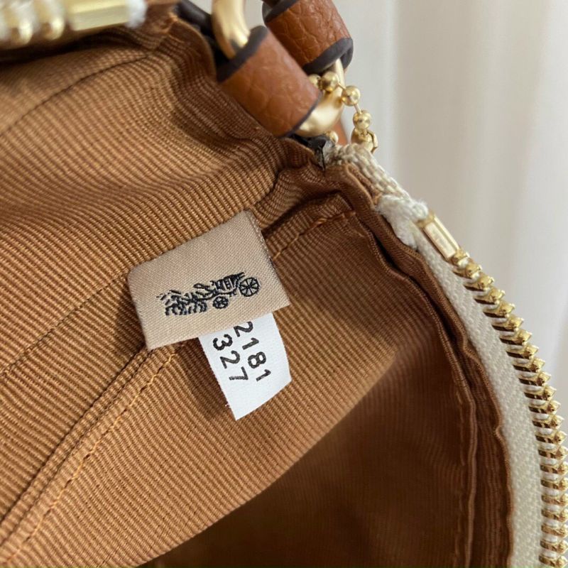 Túi COACH NOLITA