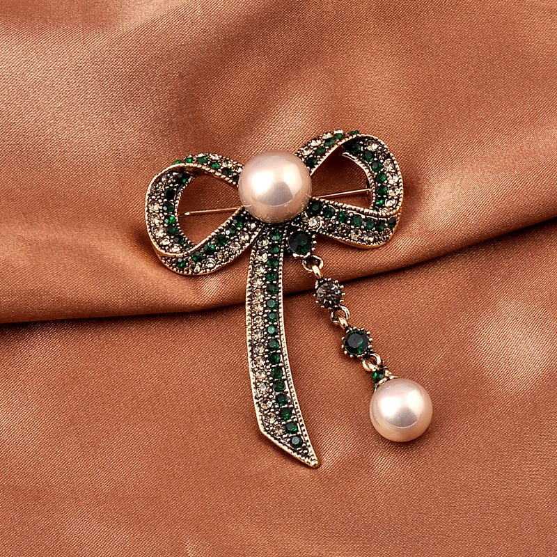 Ghim Cài Áo Hình Nơ Đính Đá Và Ngọc Trai Sang Trọng