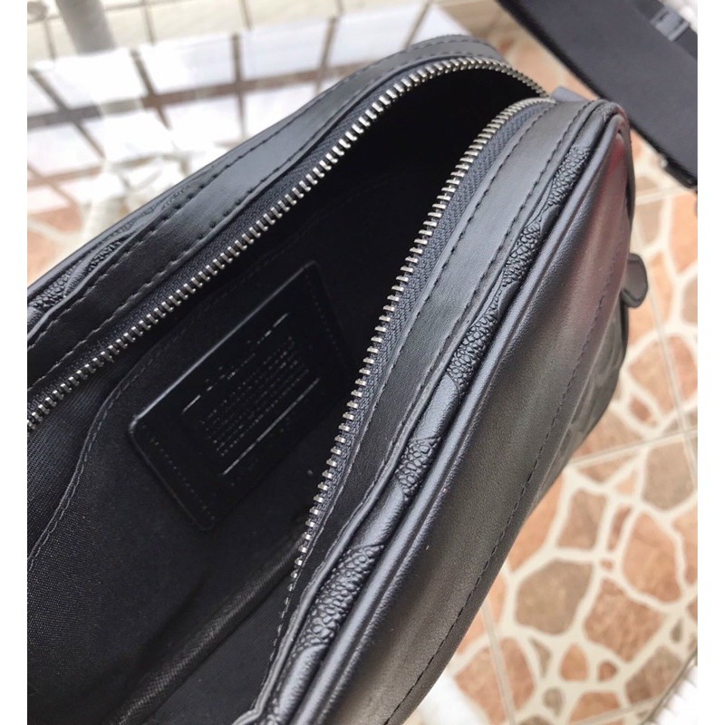 Túi đeo chéo C0ach for men