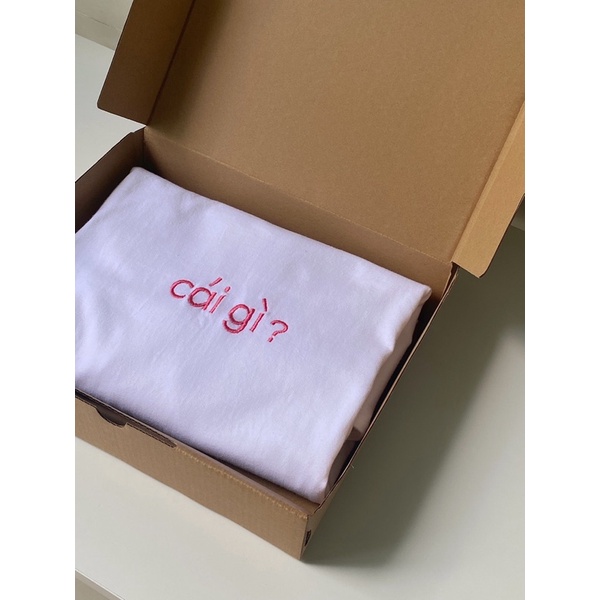 Áo thun thêu theo yêu cầu cotton 4c chất dày dặn, cao cấp.