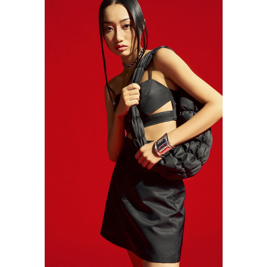 Áo croptop nylon cut-out eo, là min - NYLON CUTOUT BRA TOP