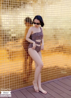 Bikini liền mảnh che bụng lệch vai da beo