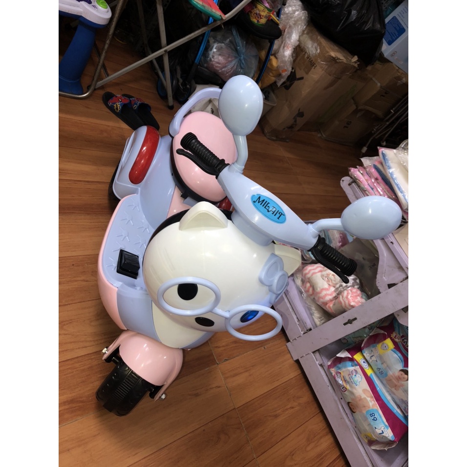 Xe Máy Điện Trẻ Em Verpa Hình Chú Mèo Đeo Kình