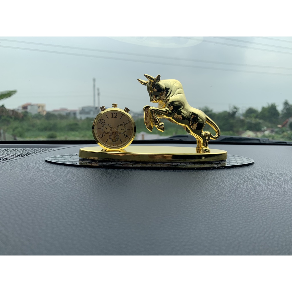 TƯỢNG NGỰA VÀNG PHONG THUỶ - MÃ ĐÁO THÀNH CÔNG - Có đồng hồ và nước hoa sang trọng