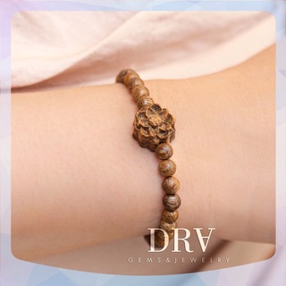 Vòng tay nữ gỗ trầm hương mix charm hoa sen sang trọng
