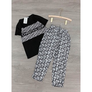 Bộ đồ mặc ở nhà_hot2020