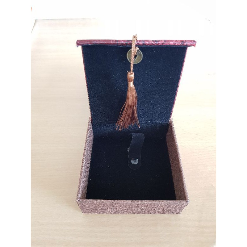 HỘP ĐỰNG VÒNG, TRANG SỨC VẬT PHẨM PHONG THỦY. KÍCH THƯỚC 10*10