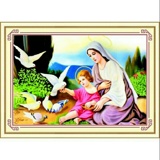Tranh thêu chữ thập 5D Đức Mẹ và Chúa Jesus (53452) chưa thêu.