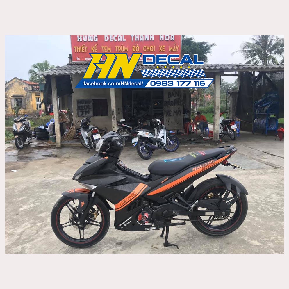 Tem Trùm Exciter 150 Đen Nhám Chỉ Cam