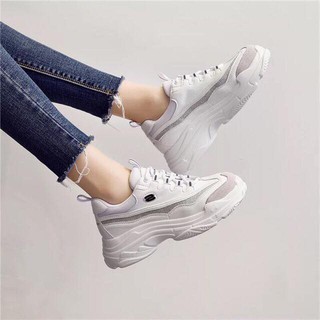 Giày thể thao nữ số 8