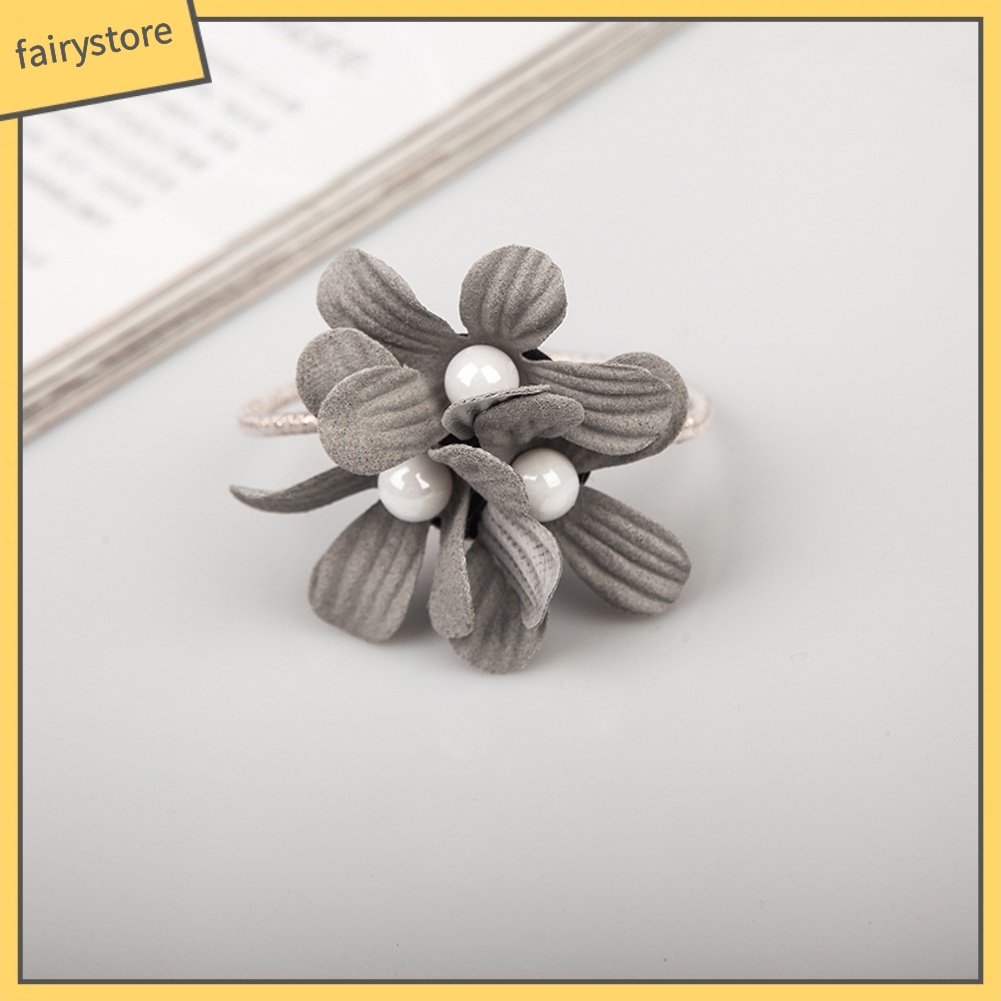 Dây Cột Tóc Hoạ Tiết Hoa Trà Đính Ngọc Trai Nhân Tạo