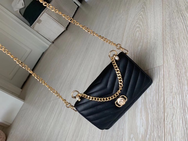 TÚI 𝙇𝙔𝙉 mini ADA HANDBAG 𝐦𝐚̂̃𝐮 𝐦𝐨̛́𝐢