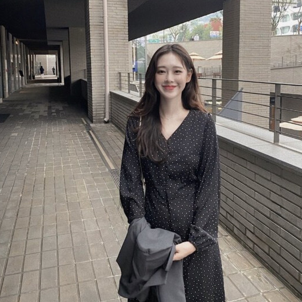 Váy Nữ - Đầm Dáng Suông Tay Dài Chất Voan Màu Đen Chấm Bi Phong Cách Hàn Quốc