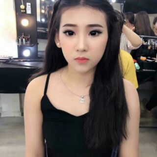 Kính Áp Tròng Màu Đen